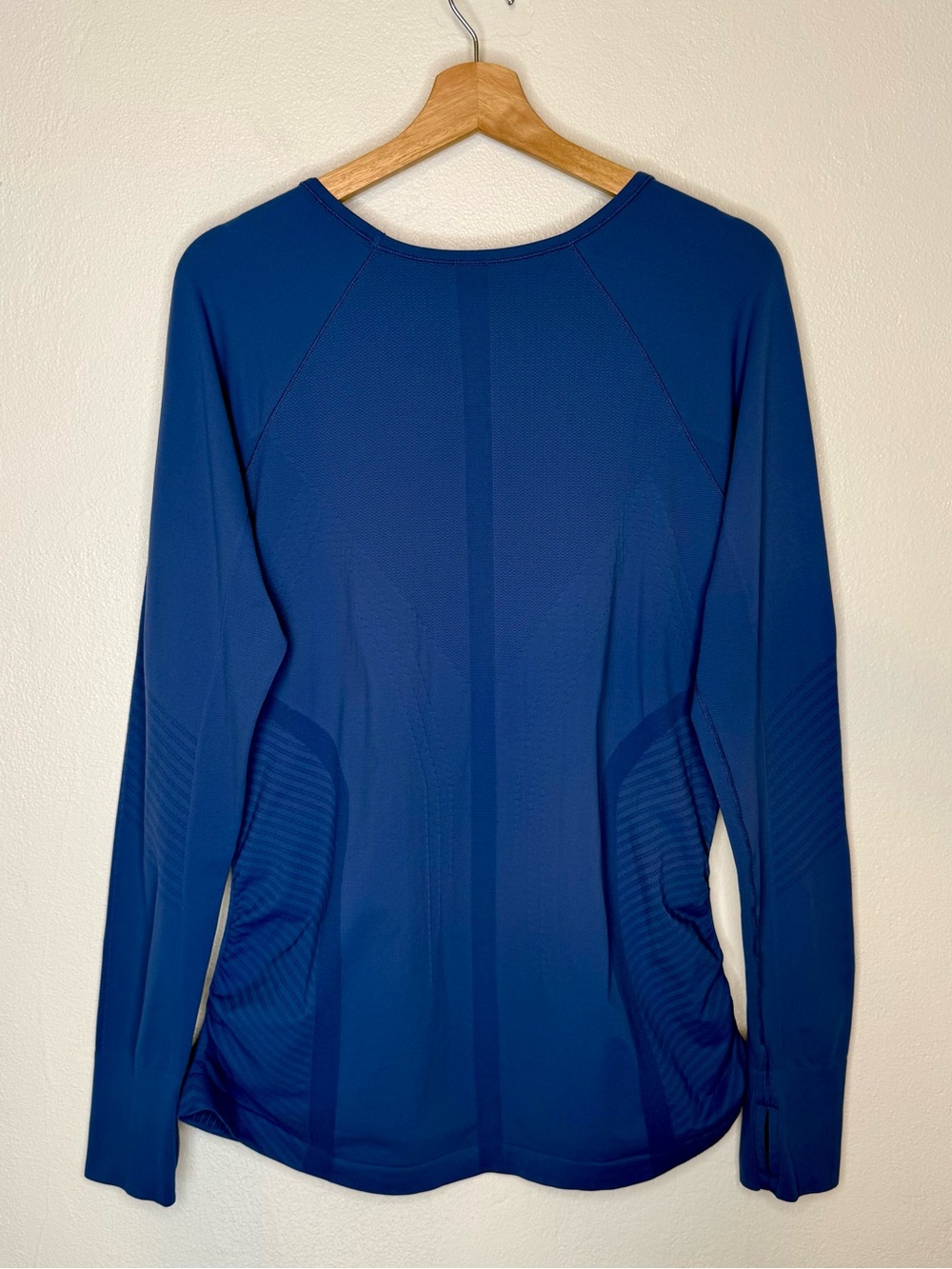 Athleta Speedlight Seamless Long Sleeve Top Blue Women's Size XL Med-Hi Impact - Picture 14 of 16